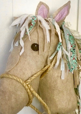 Hobby horse adorable ponies top